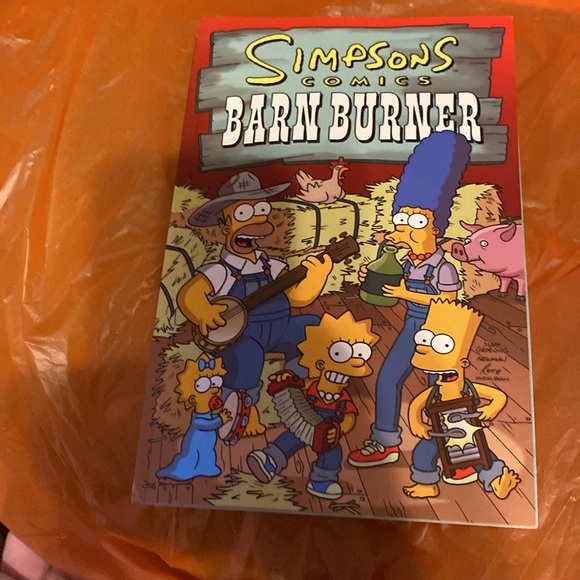 3 Simpsons Comic Books - Picture 2 of 10